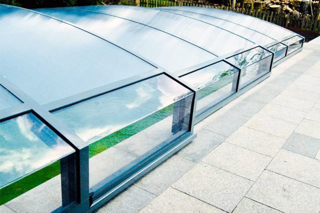 Poolüberdachung Aluna® Variant Light R1